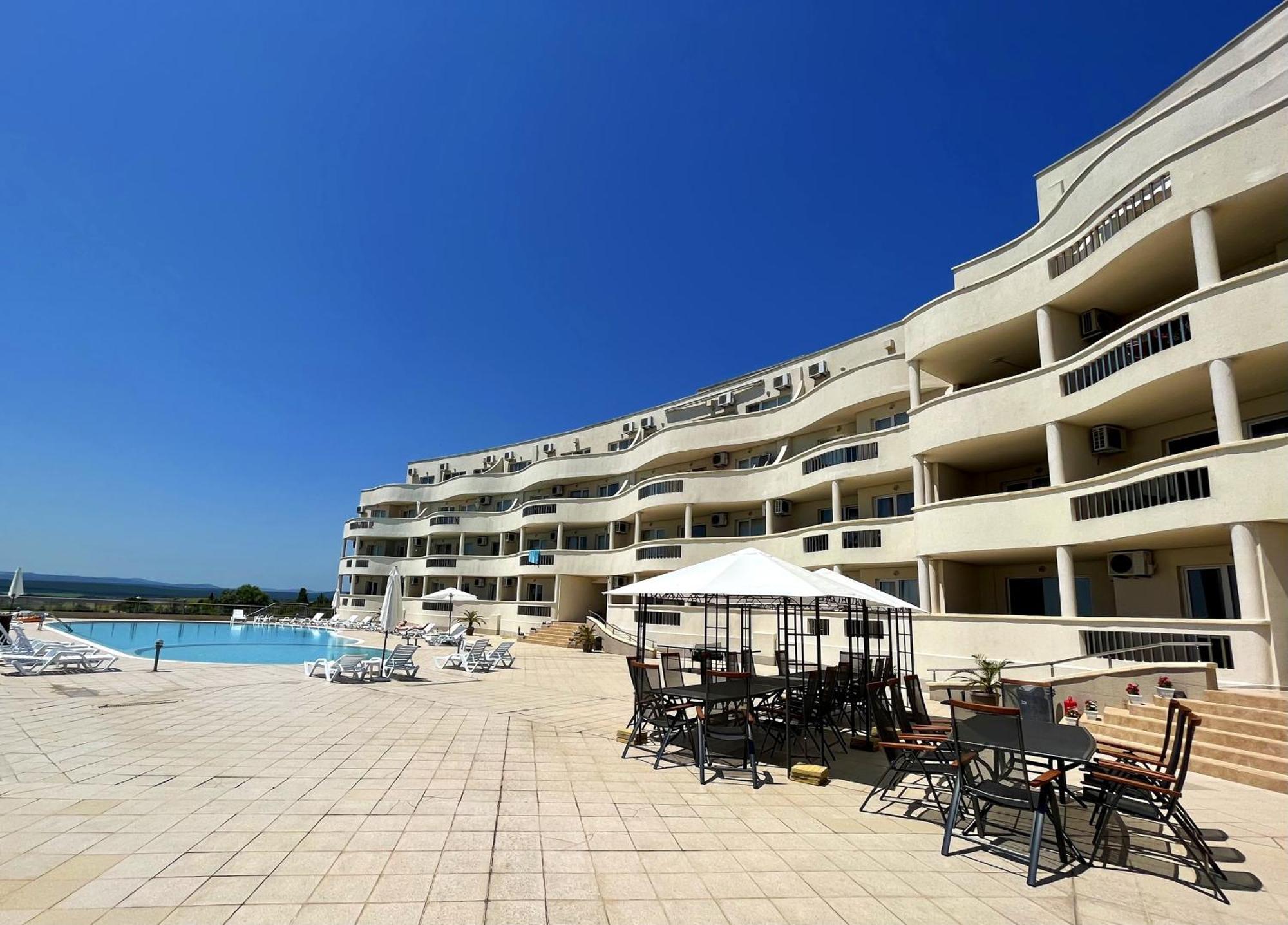Апартаменти Сънбрийз - Sunbreeze Apartments Byala  Extérieur photo