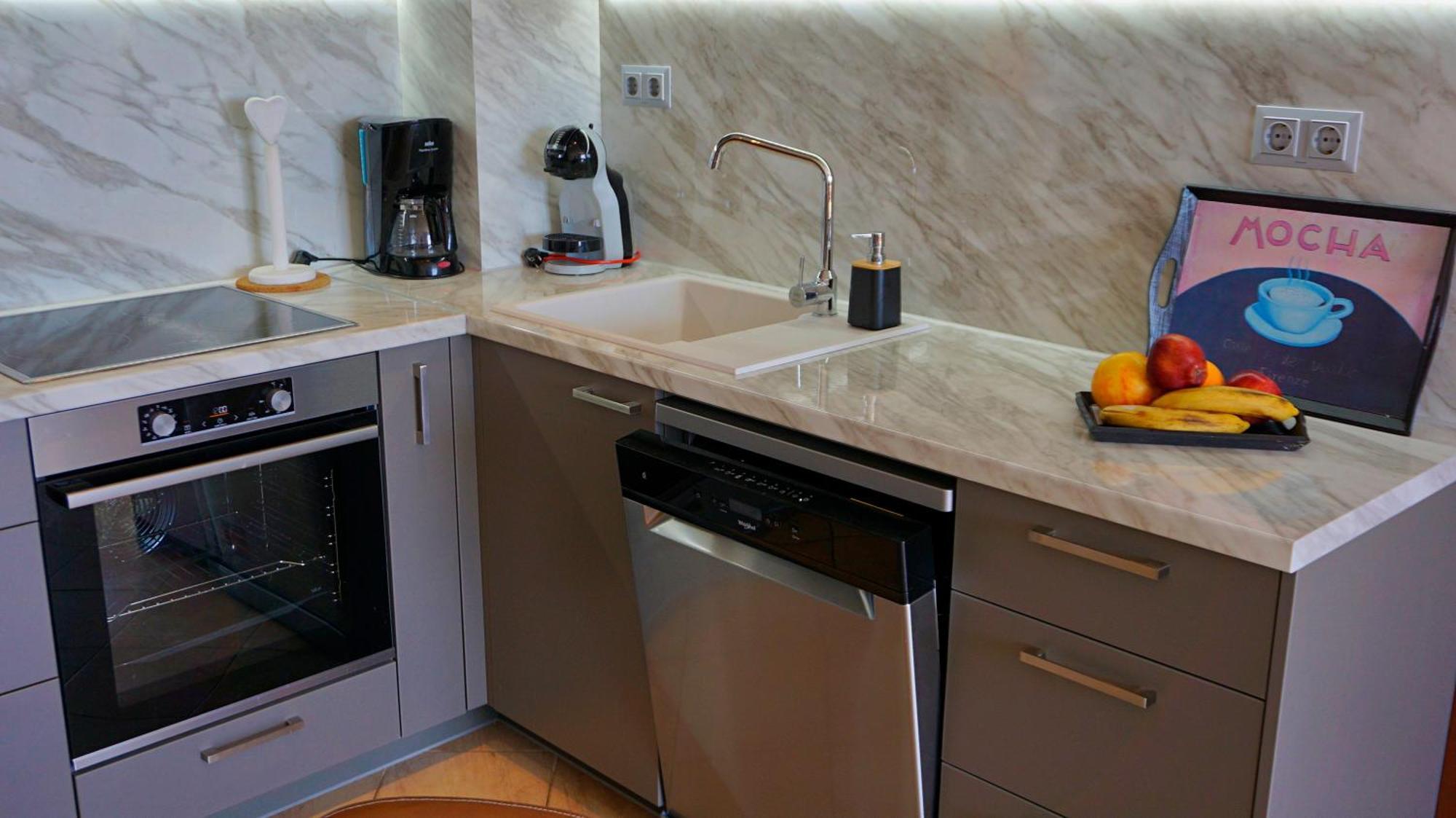 Апартаменти Сънбрийз - Sunbreeze Apartments Byala  Extérieur photo