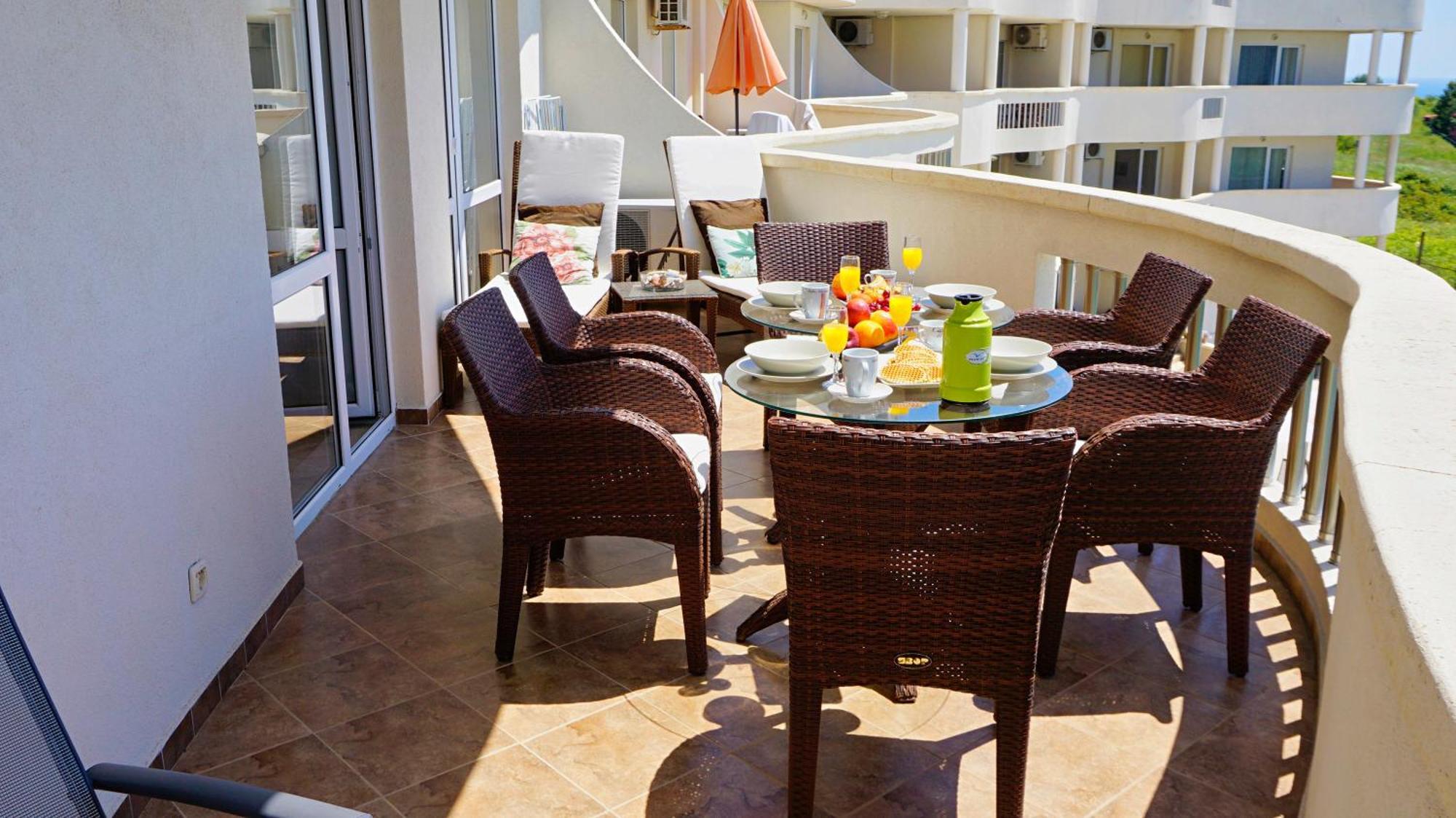 Апартаменти Сънбрийз - Sunbreeze Apartments Byala  Extérieur photo