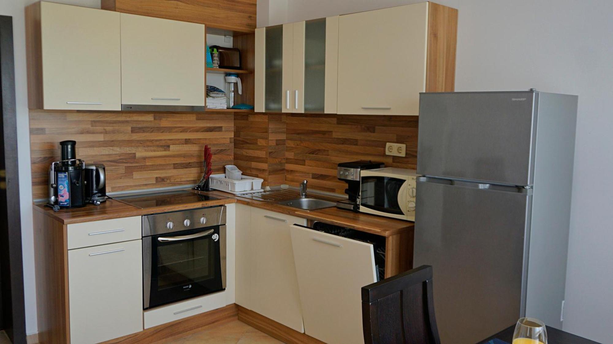 Апартаменти Сънбрийз - Sunbreeze Apartments Byala  Extérieur photo