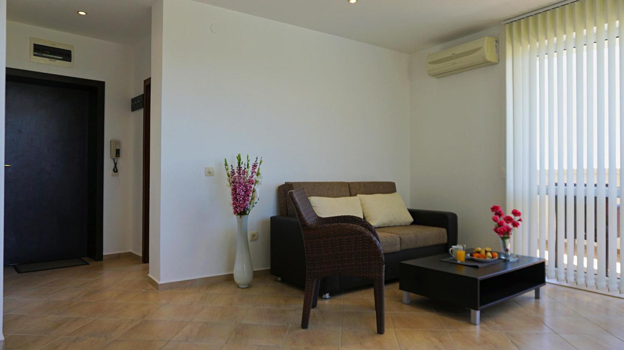 Апартаменти Сънбрийз - Sunbreeze Apartments Byala  Extérieur photo